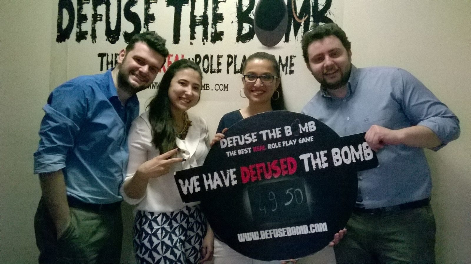 Defuse The Bomb Gerçek Evden ve Odadan Kaçış Oyunu Codebreakers 5