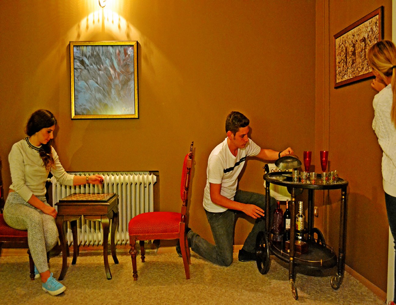 Locked In - The Hotel Gerçek Evden ve Odadan Kaçış Oyunu